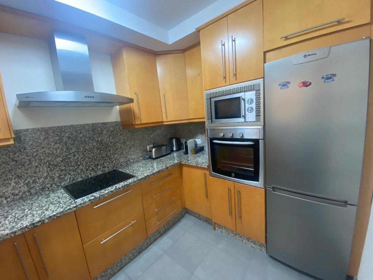 Apartamento Con Terraza Sobre La Marina De Sotogrande San Roque  Luaran gambar