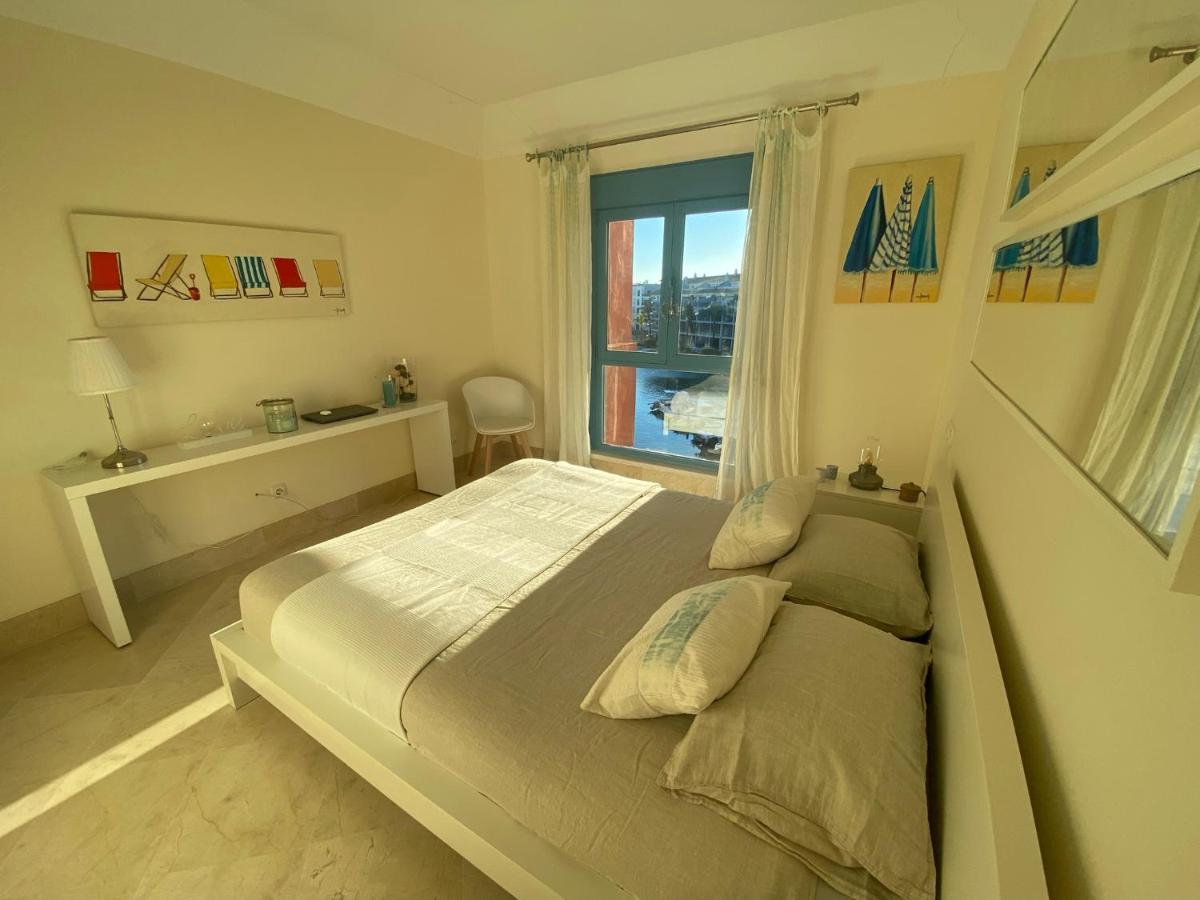 Apartamento Con Terraza Sobre La Marina De Sotogrande San Roque  Luaran gambar